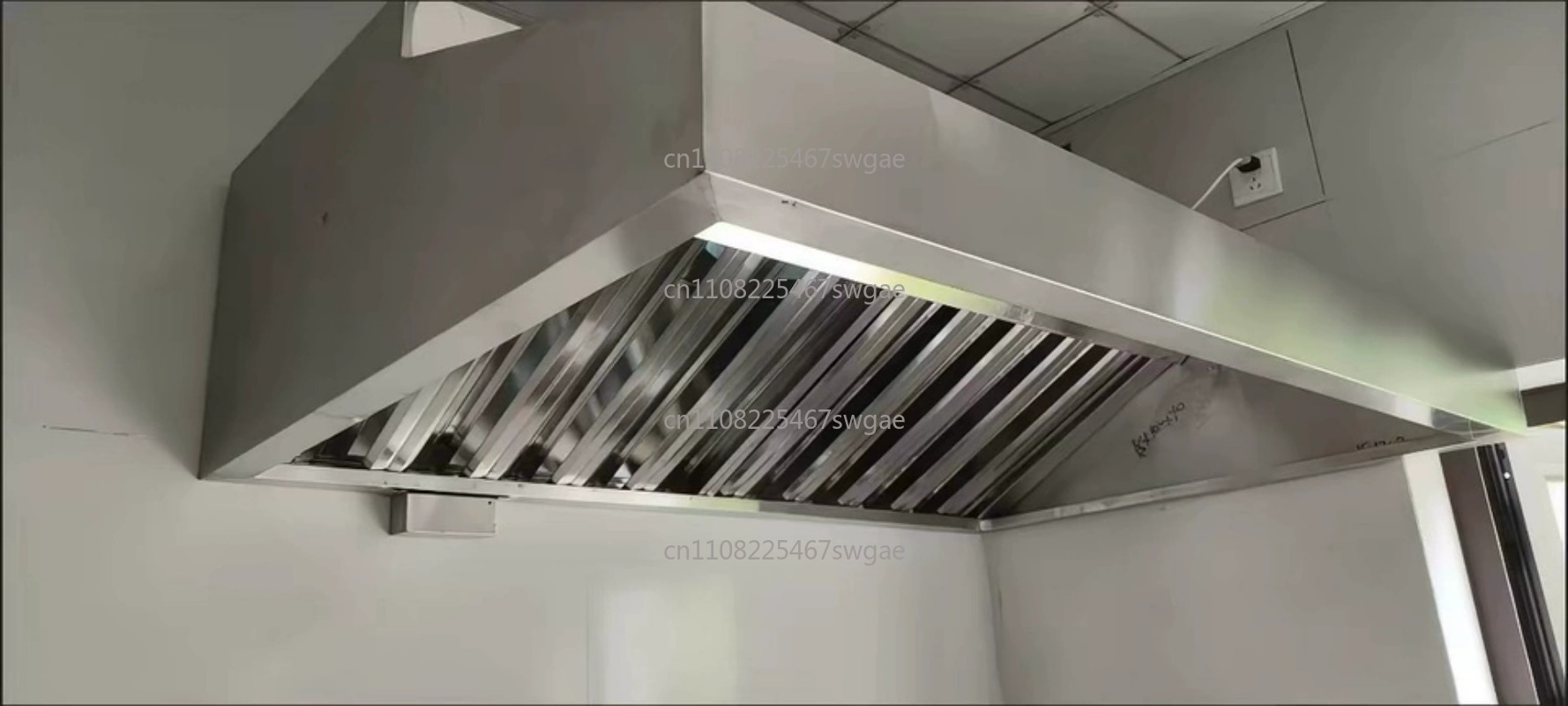 Commercial Kitchen Exhaust Hood - Çelik Mutfak Davlumbazı Restoran Otel İçin